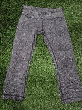 Lululemon Athletica Wunder Under Crop III
